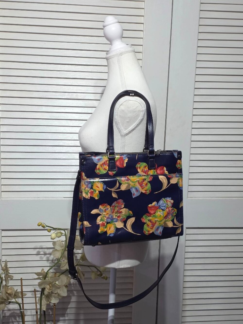 NWOT Patricia Nash Women's Floral Leather Ava Crossbody Shoulder Bag Size M 3939